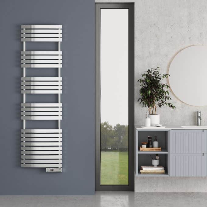 D Series Chrome Towel Rail